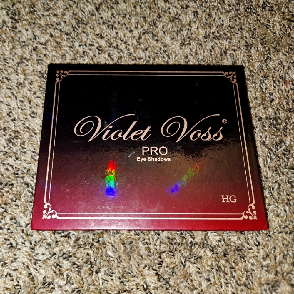 Violet Voss Holy Grail Eyeshadow Palette